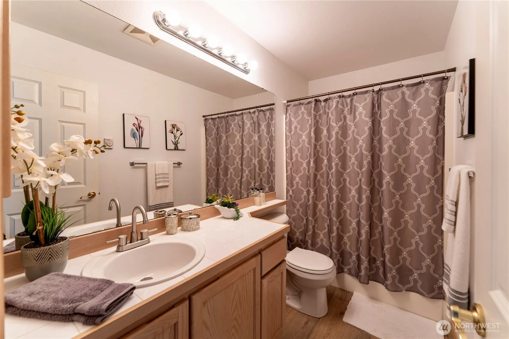 18809 SE 20th Dr , Bothell, WA 98012
