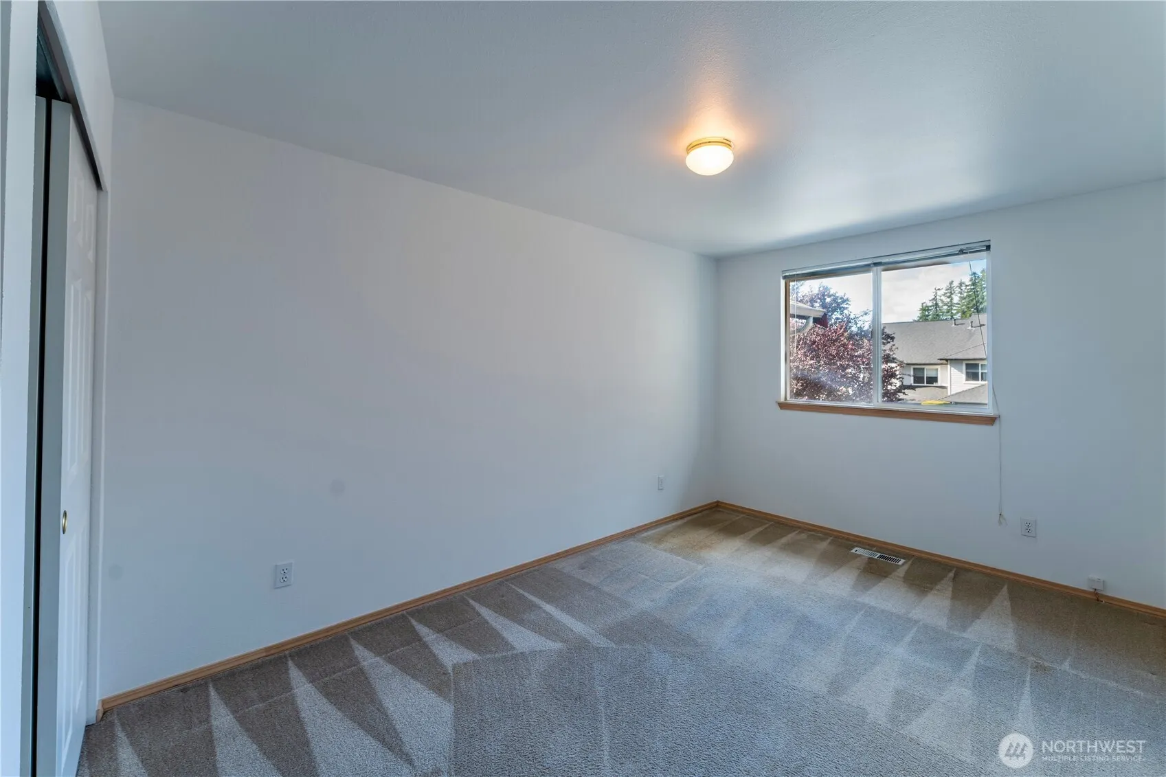 18809 SE 20th Dr , Bothell, WA 98012
