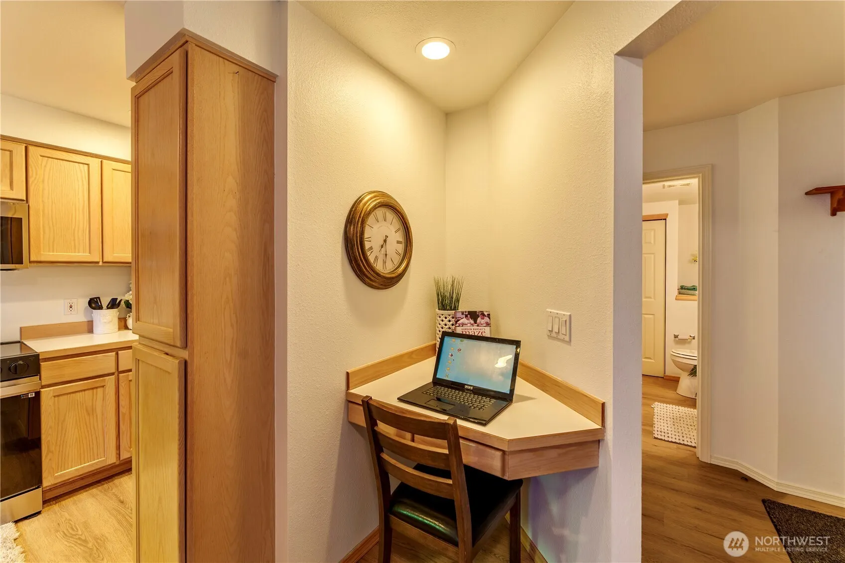 18809 SE 20th Dr , Bothell, WA 98012