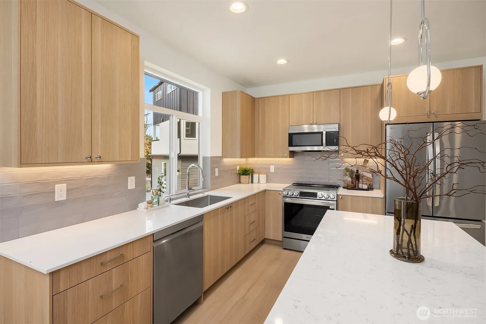10821 11th Avenue NE, Seattle, WA 98125