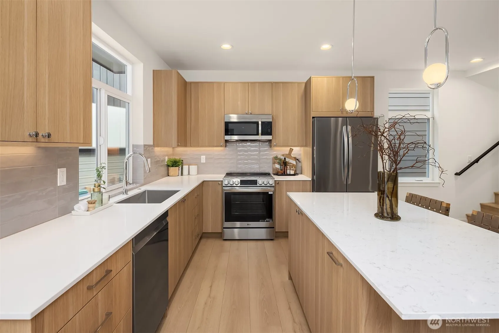 10821 11th Avenue NE, Seattle, WA 98125