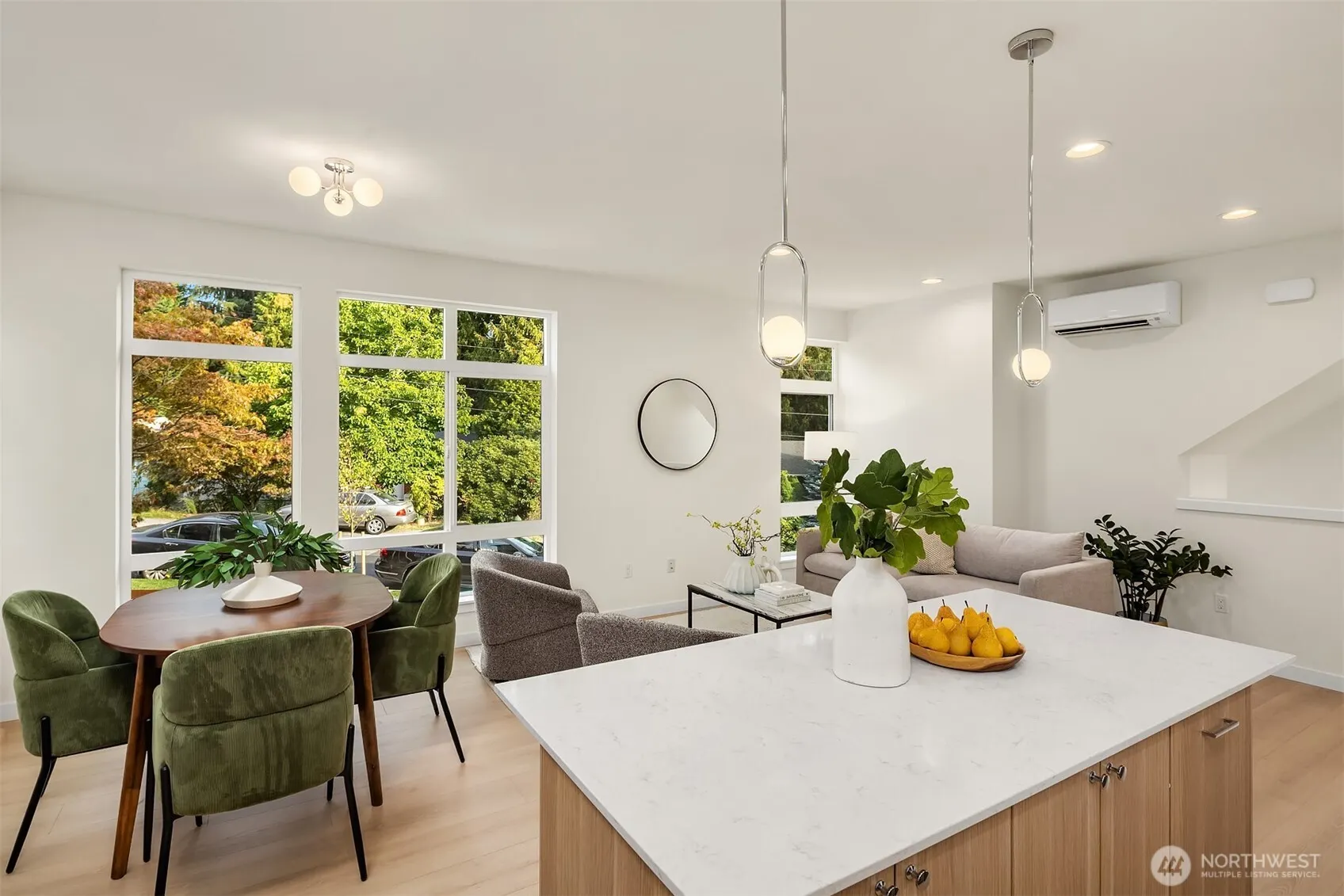 10827 11th Avenue NE, Seattle, WA 98125