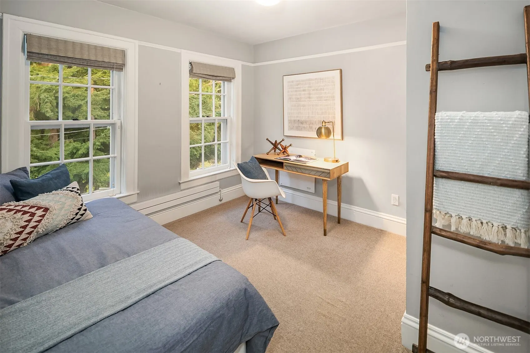 4422 Montana Circle W, Seattle, WA 98199