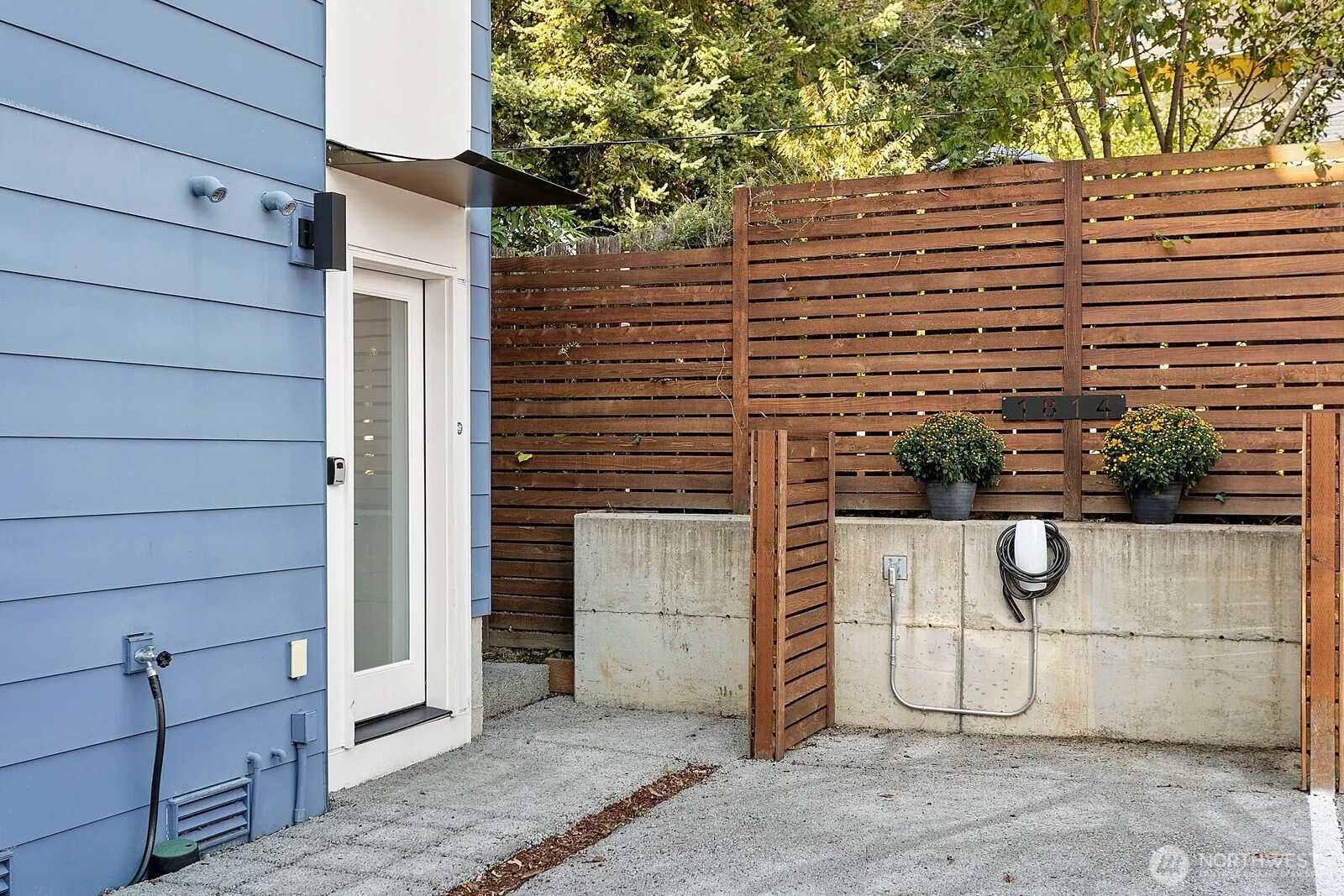 1814 S 15th Ave Avenue , Seattle, WA 98144