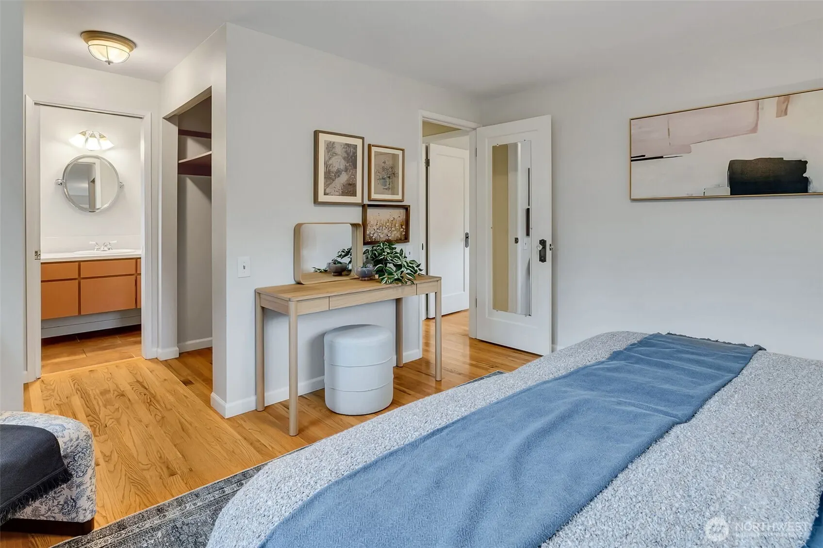 10203 20th Avenue NE, Seattle, WA 98125