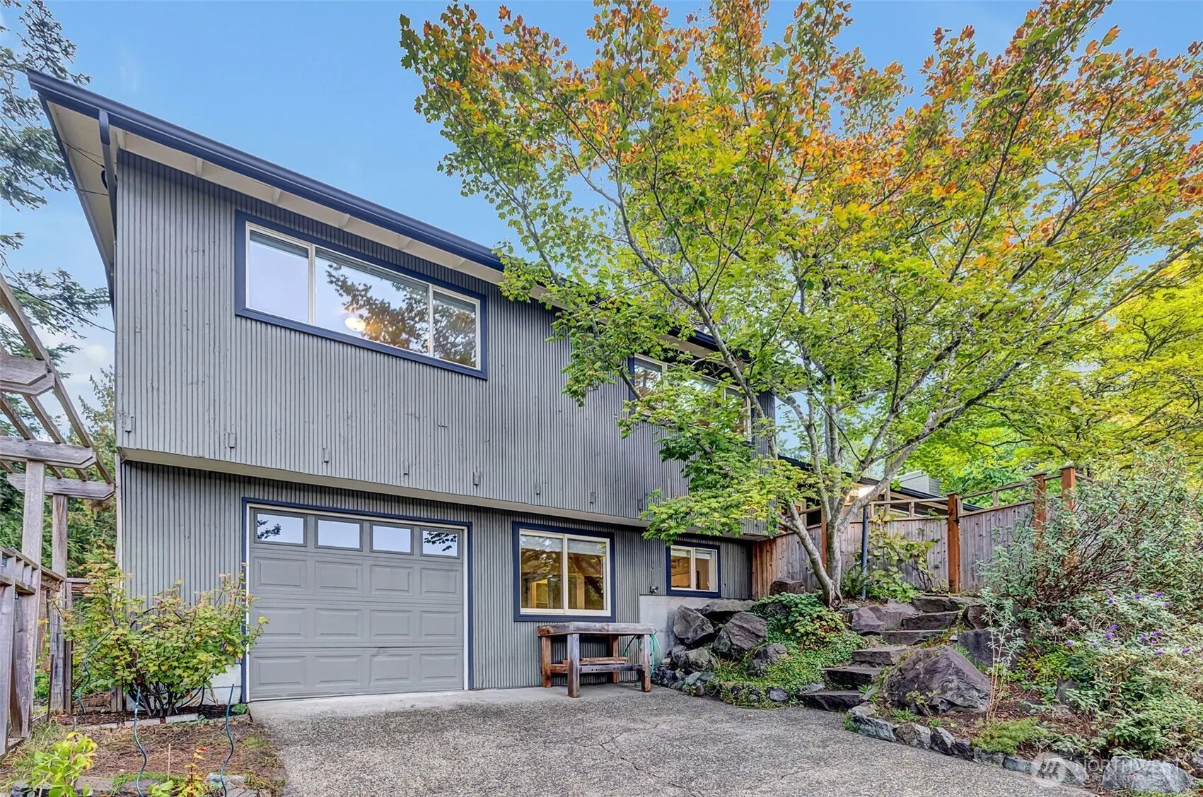 10203 20th Avenue NE, Seattle, WA 98125