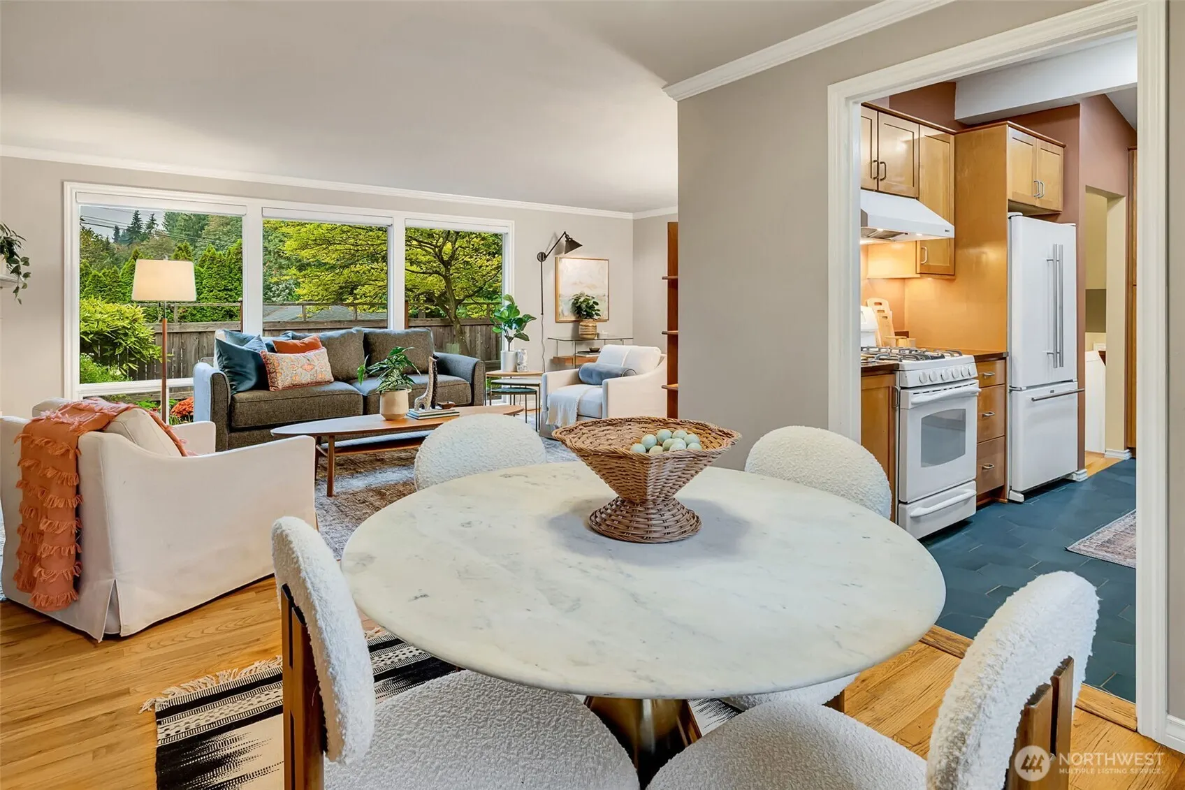 10203 20th Avenue NE, Seattle, WA 98125