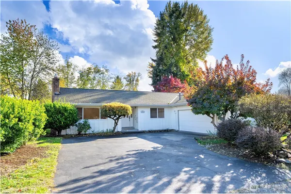 14260 110th Avenue NE, Kirkland, WA 98034-4481