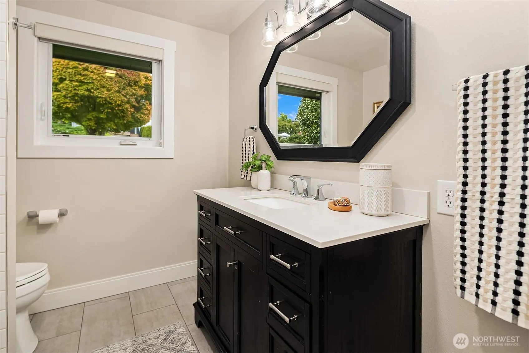 1015 1st Street , Kirkland, WA 98033