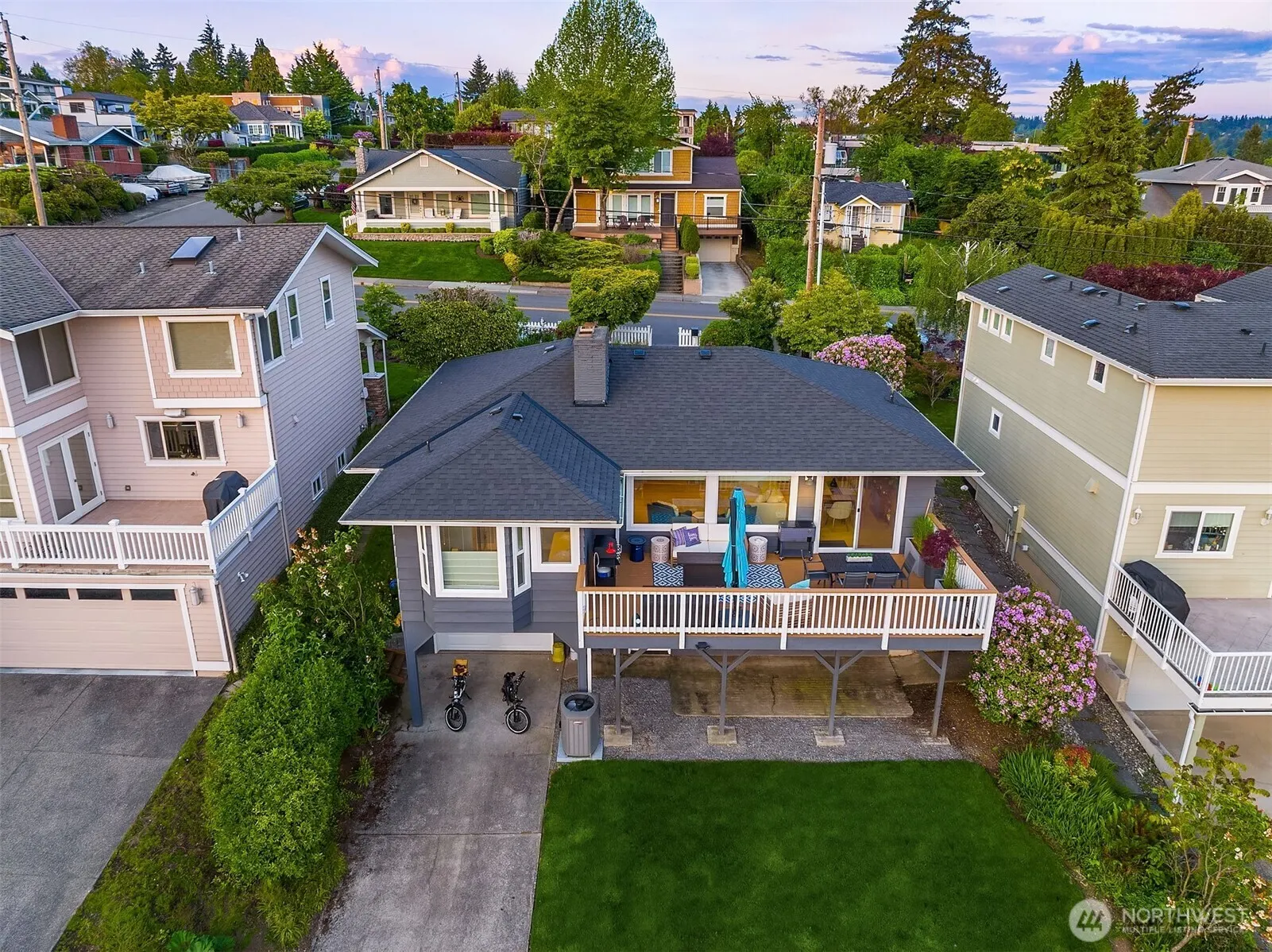 1015 1st Street , Kirkland, WA 98033