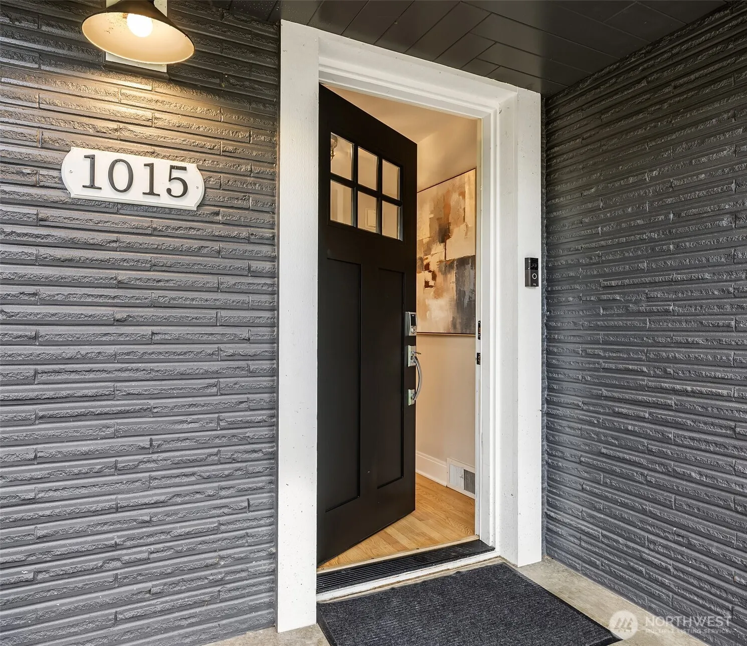 1015 1st Street , Kirkland, WA 98033