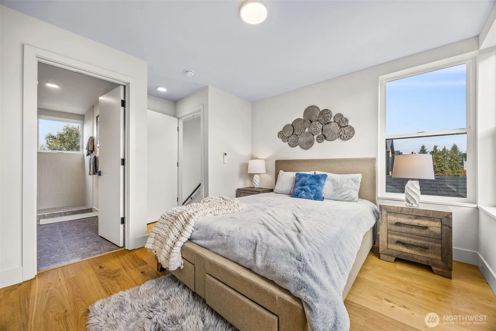8547 Evanston Avenue N, Seattle, WA 98103