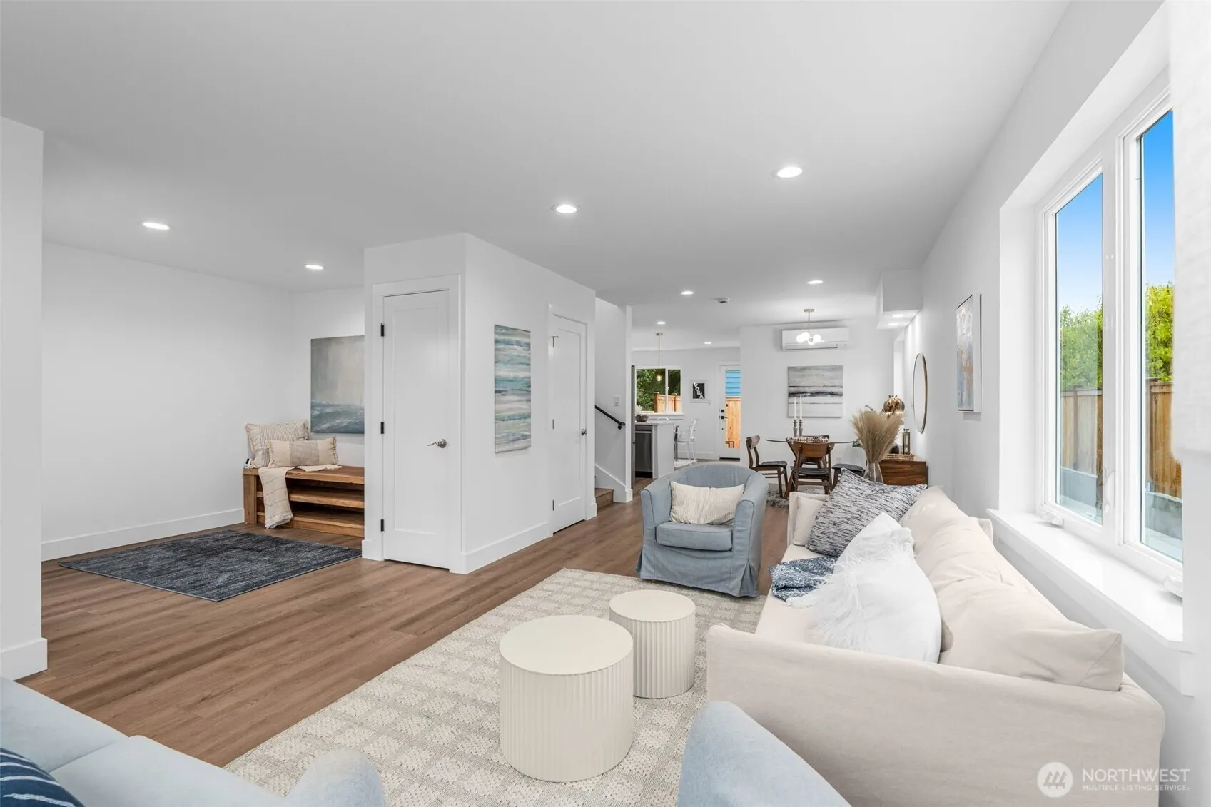 9253 6th Avenue NW, Seattle, WA 98117