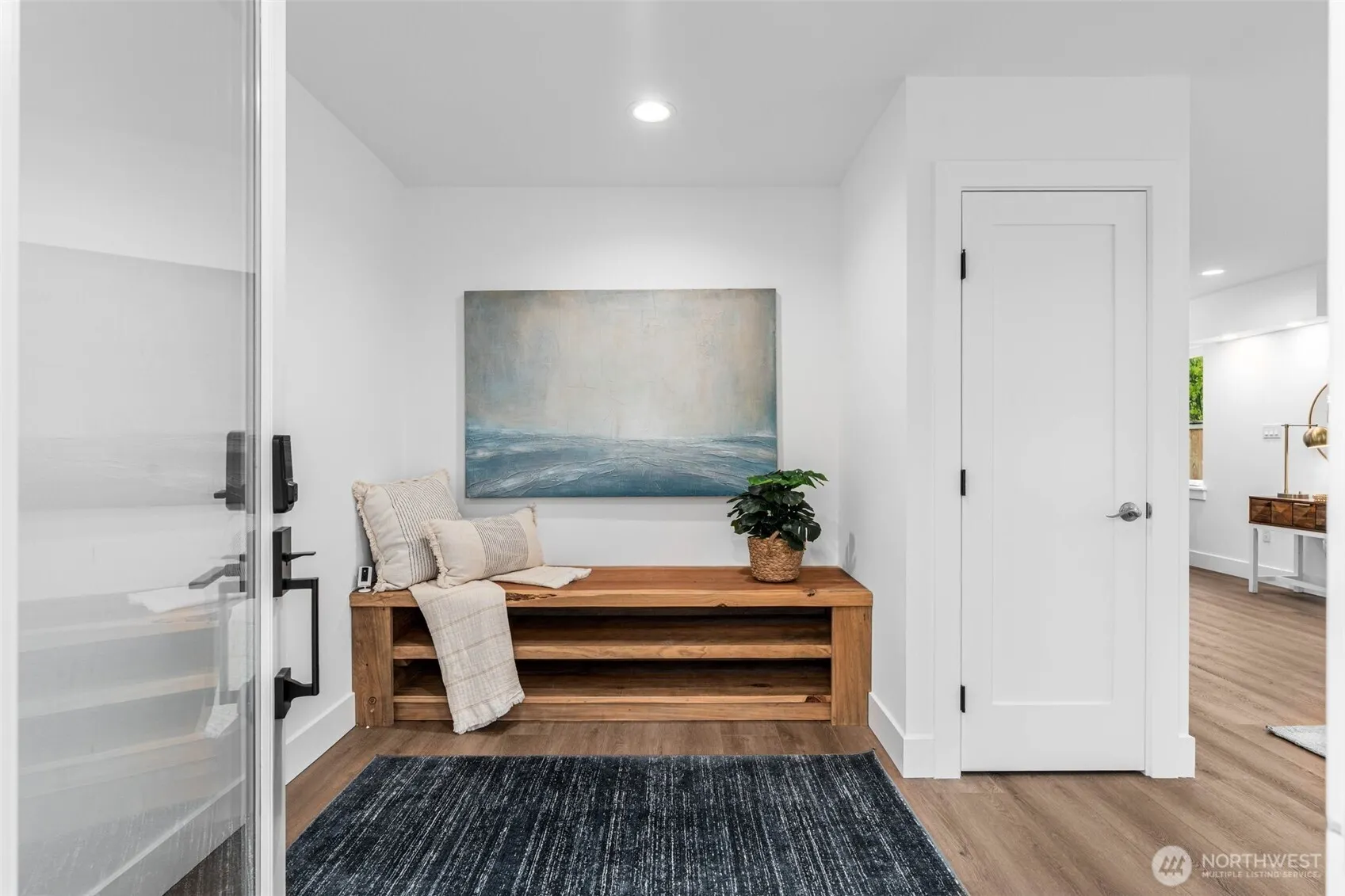 9253 6th Avenue NW, Seattle, WA 98117