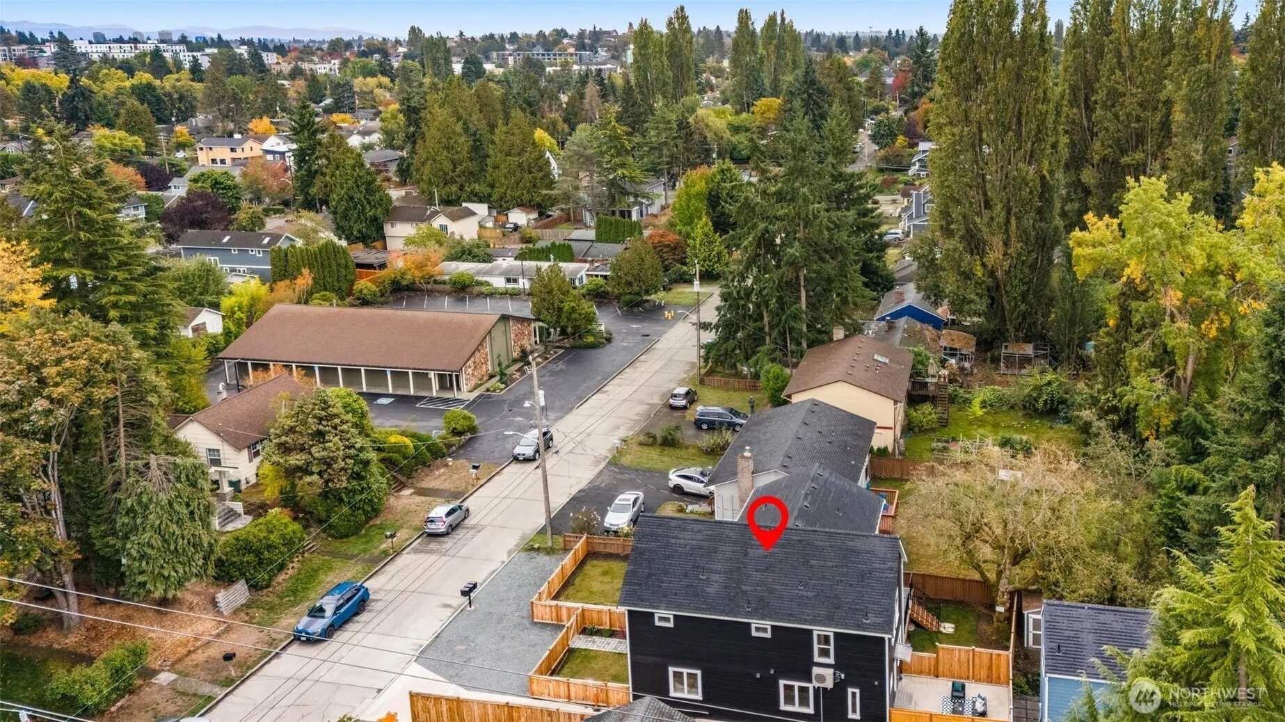 9253 6th Avenue NW, Seattle, WA 98117