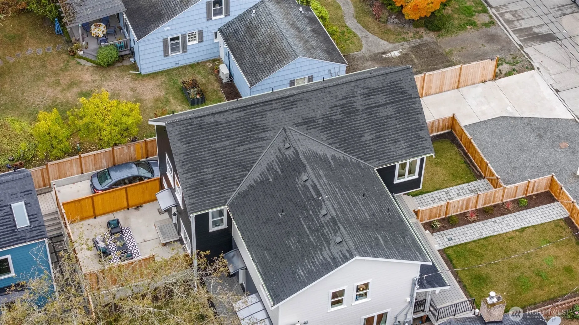 9253 6th Avenue NW, Seattle, WA 98117