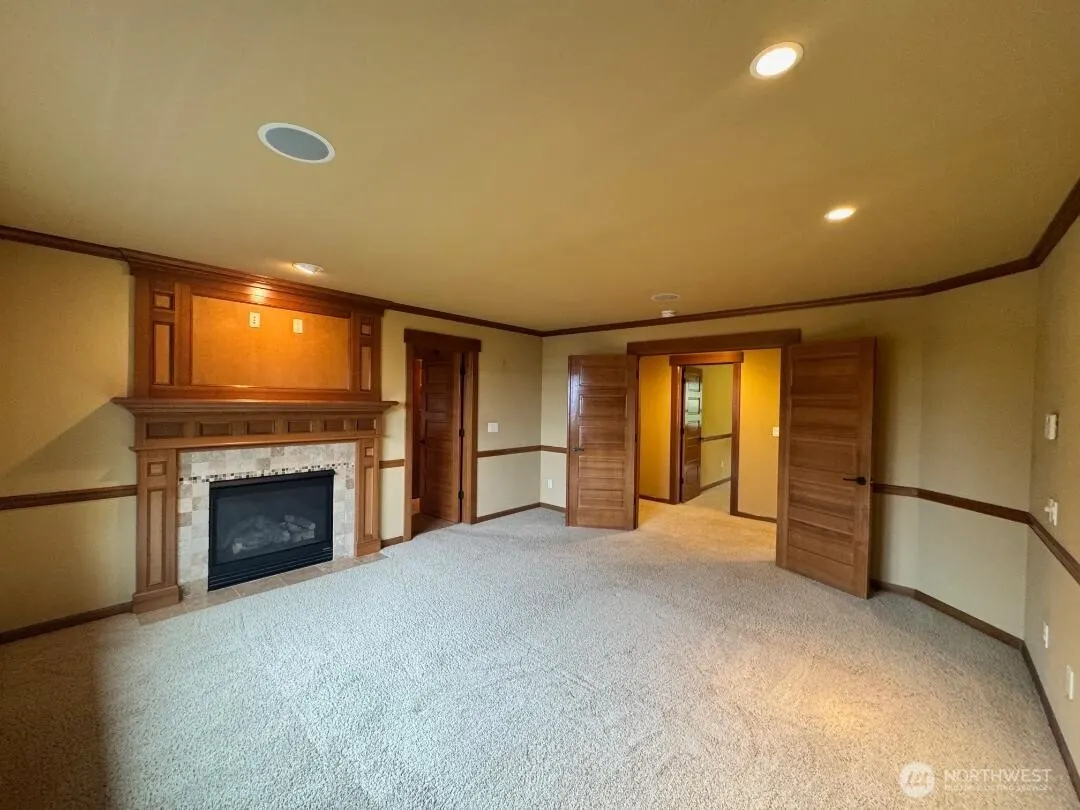 5012 112th Avenue NE, Kirkland, WA 98033