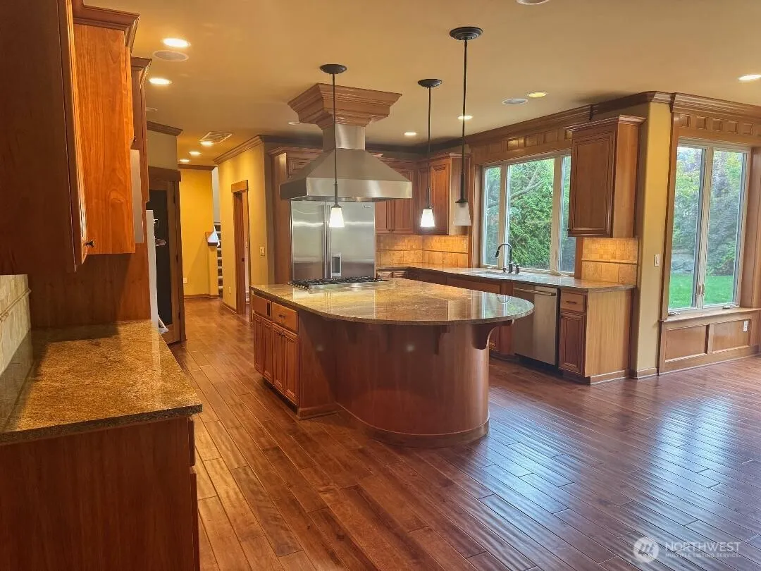 5012 112th Avenue NE, Kirkland, WA 98033