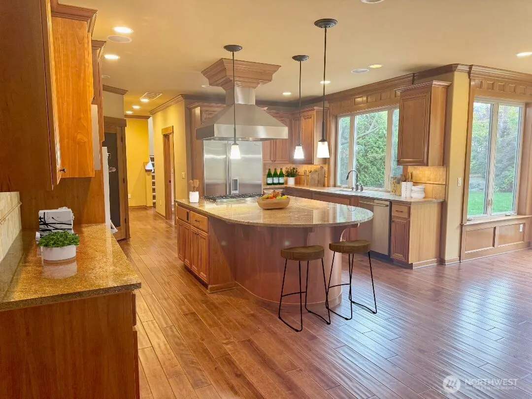 5012 112th Avenue NE, Kirkland, WA 98033