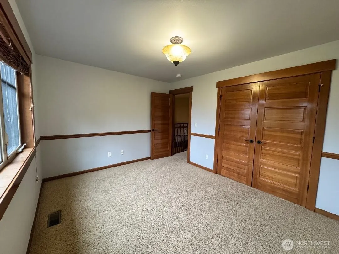 5012 112th Avenue NE, Kirkland, WA 98033