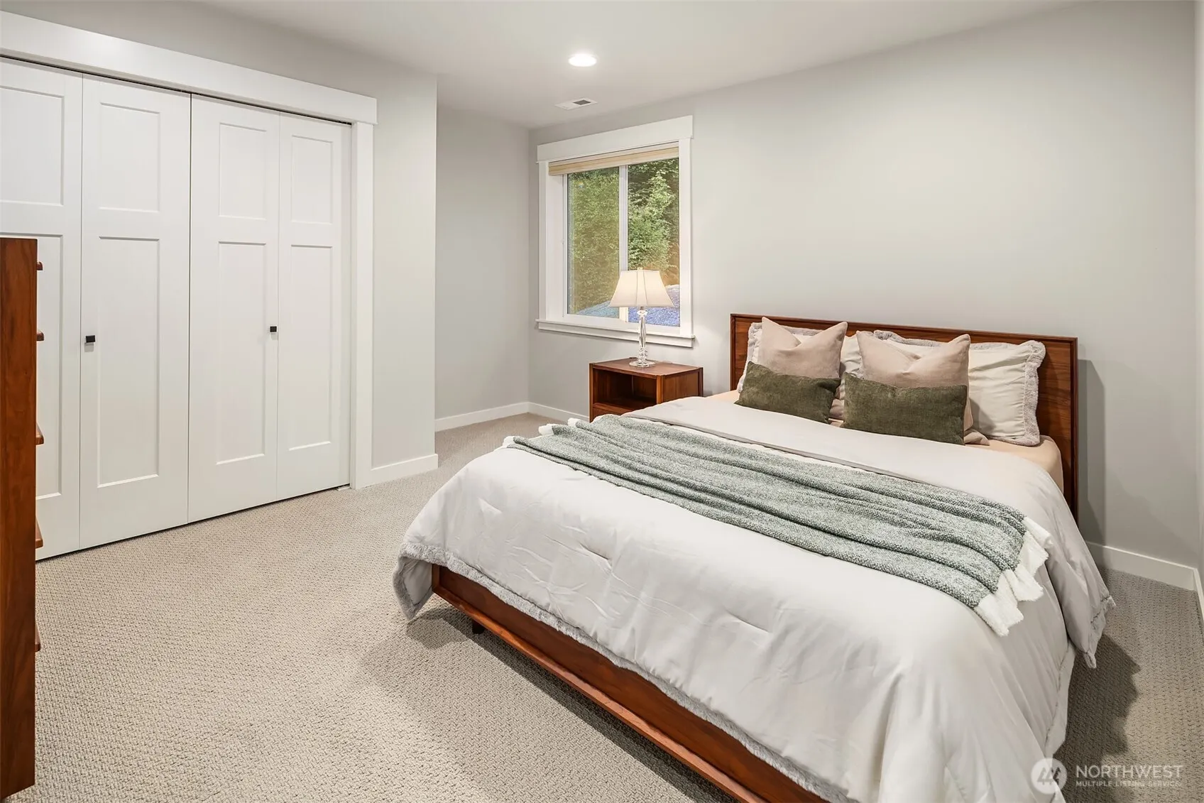 9934 NE 162nd Street , Bothell, WA 98011