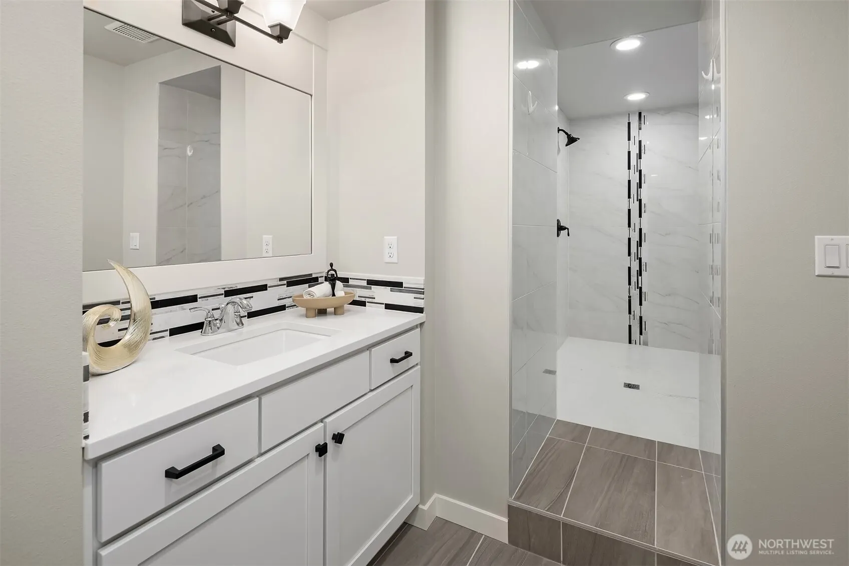9934 NE 162nd Street , Bothell, WA 98011