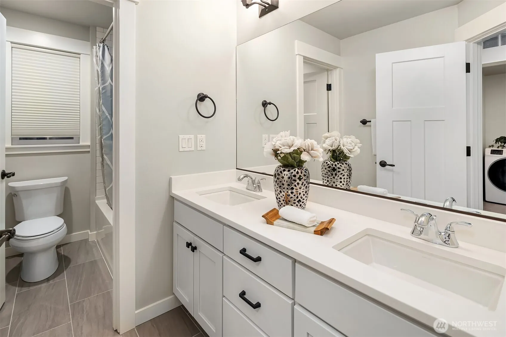 9934 NE 162nd Street , Bothell, WA 98011