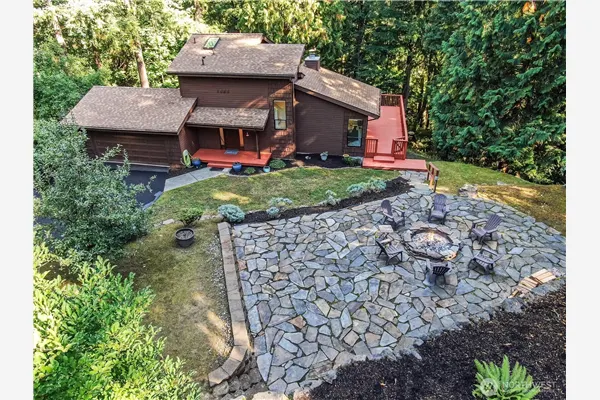 1059 Greenwood Boulevard SW, Issaquah, WA 98027