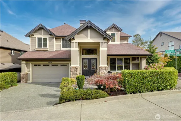 880 Lingering Pine Lane NW, Issaquah, WA 98027