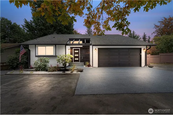 720 Reiten Road , Kent, WA 98030