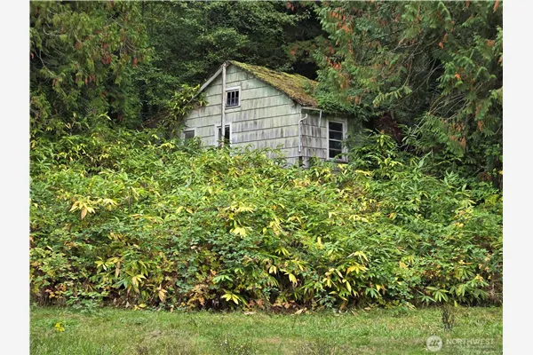 22123 NE 170th Place , Woodinville, WA 98077