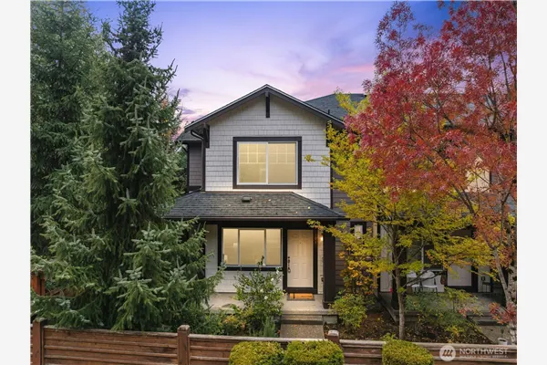 10260 157th Place NE #101, Redmond, WA 98052