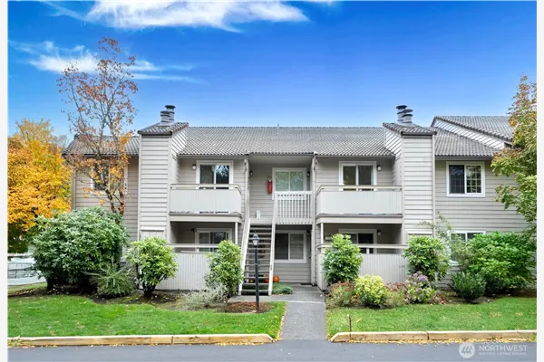 14200 NE 171st Street #F203, Woodinville, WA 98072