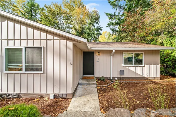 12308 NE 150th Court , Kirkland, WA 98034