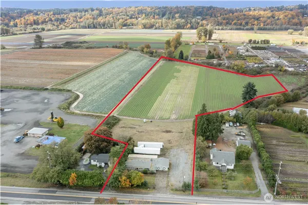 26421 W Valley Highway S, Kent, WA 98032