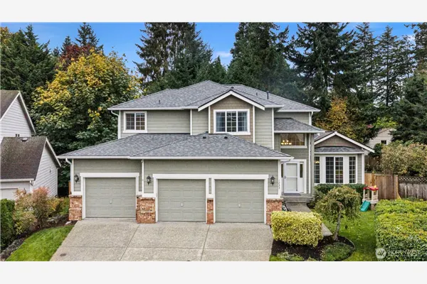 1233 160th Street SW, Lynnwood, WA 98087