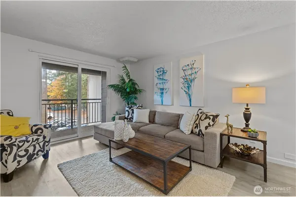 14620 NE 31st Street #E-305, Bellevue, WA 98007-7691