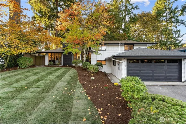 2133 170th Avenue NE, Bellevue, WA 98008