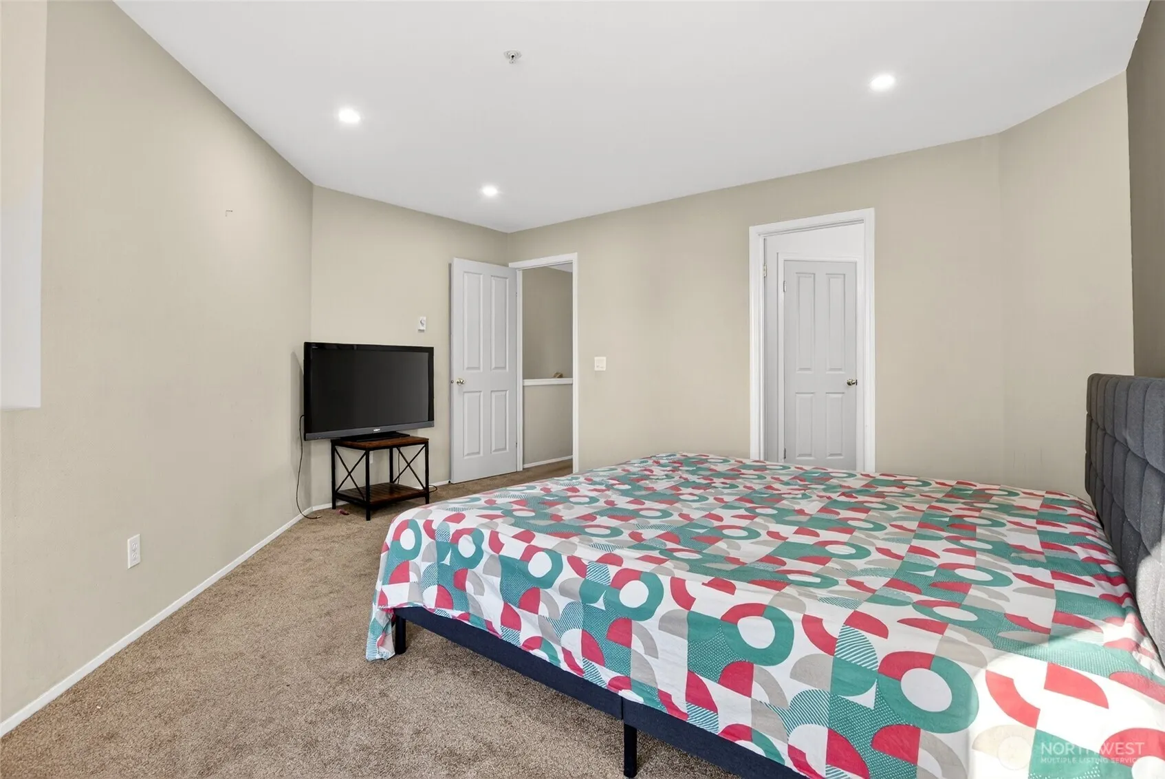 6615 S 239th Place #R109, Kent, WA 98032