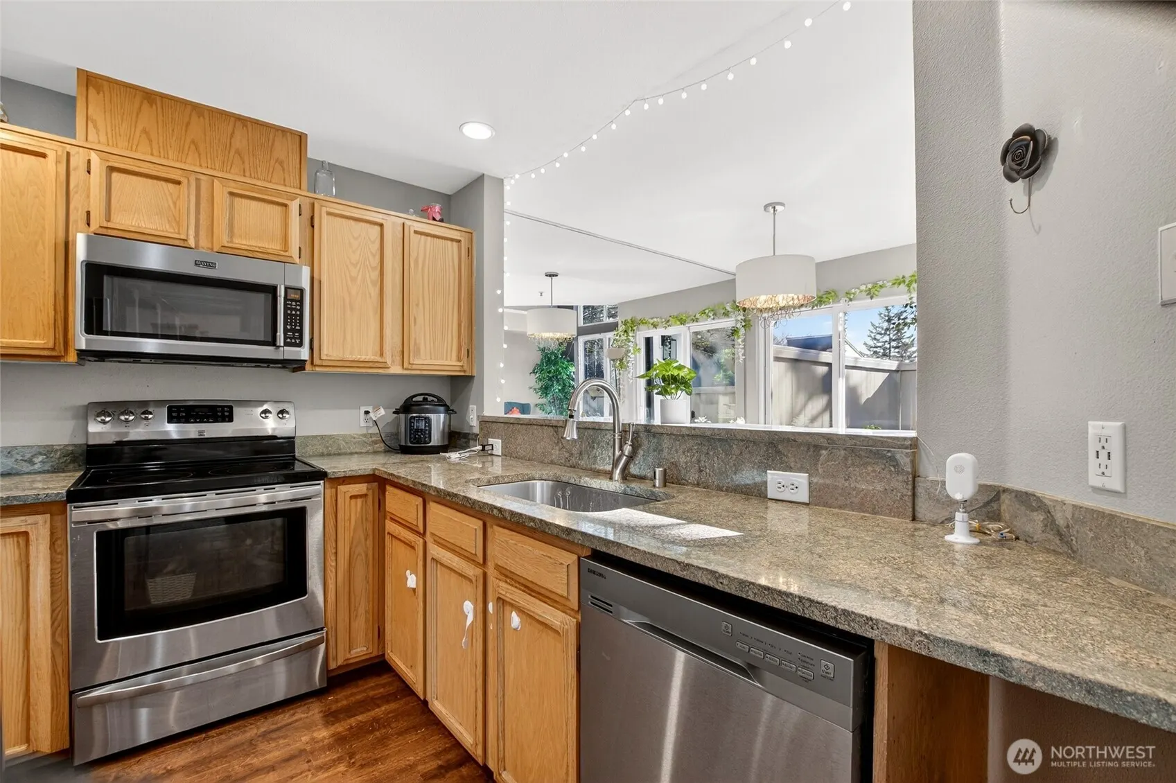 6615 S 239th Place #R109, Kent, WA 98032