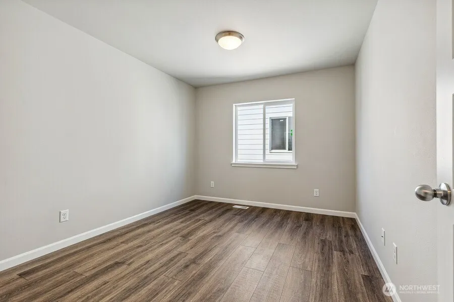 27118 30th Place S #25, Kent, WA 98032