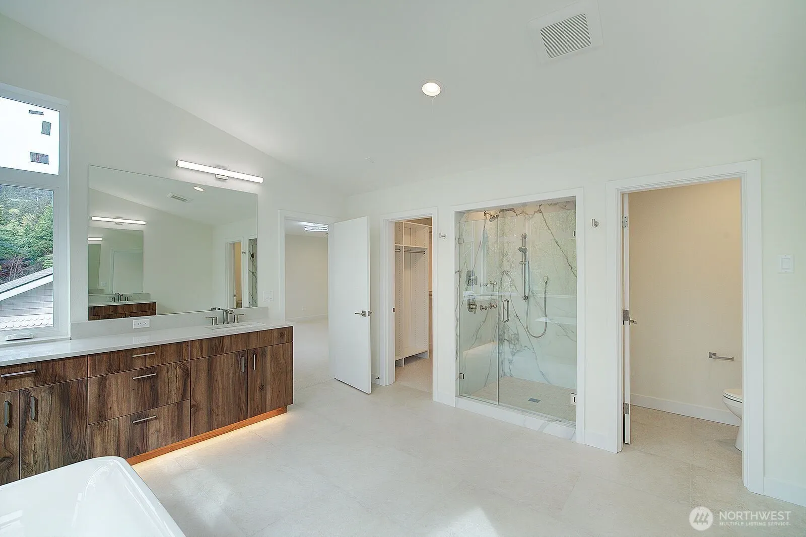 865 Front Street S, Issaquah, WA 98027