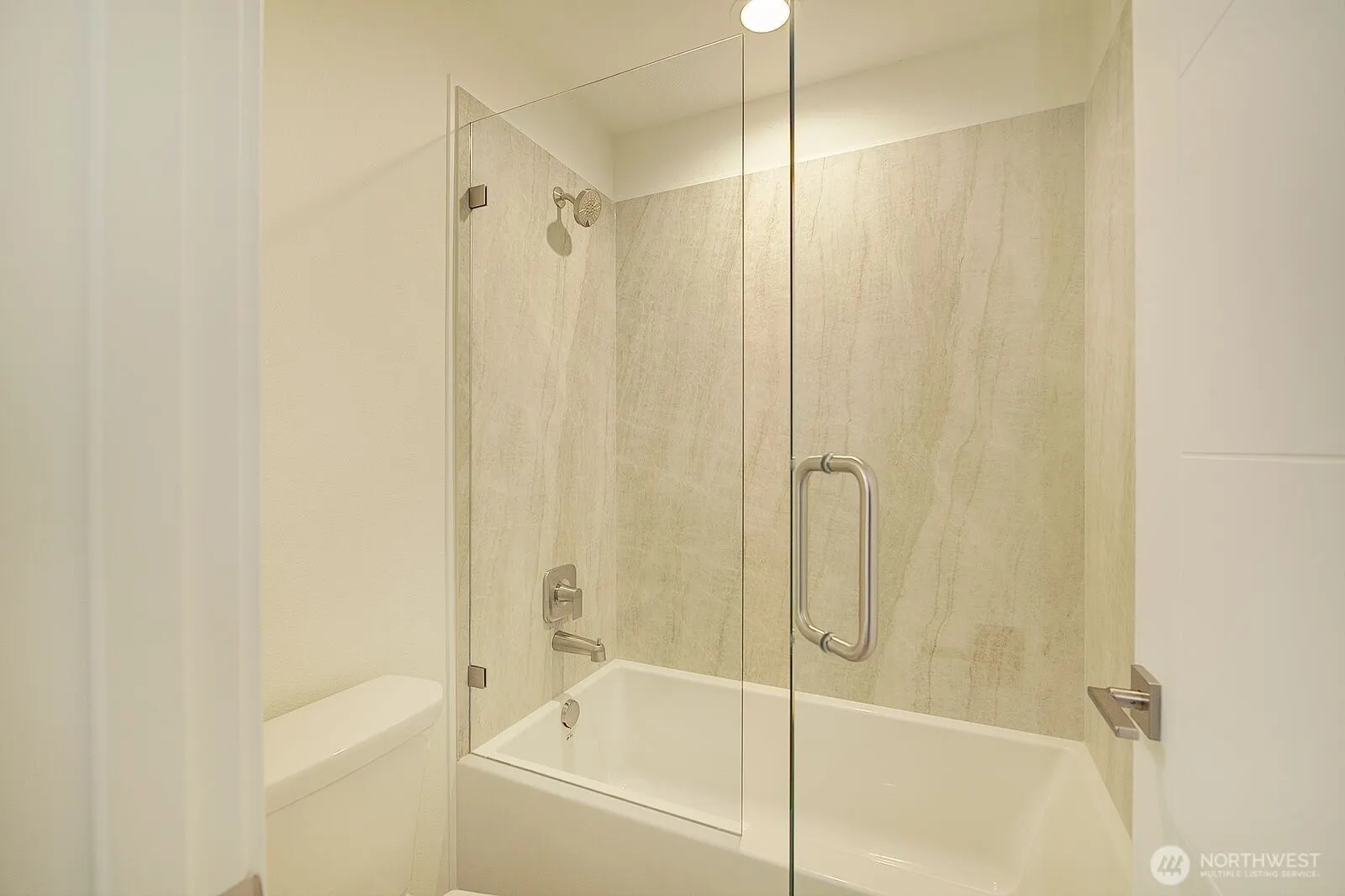 865 Front Street S, Issaquah, WA 98027