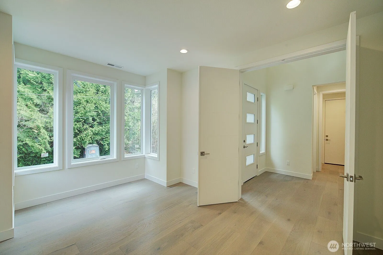 865 Front Street S, Issaquah, WA 98027