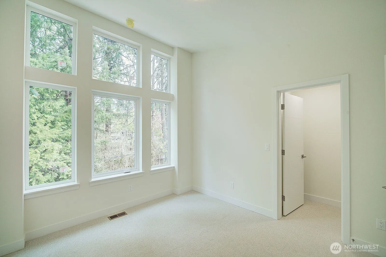 865 Front Street S, Issaquah, WA 98027