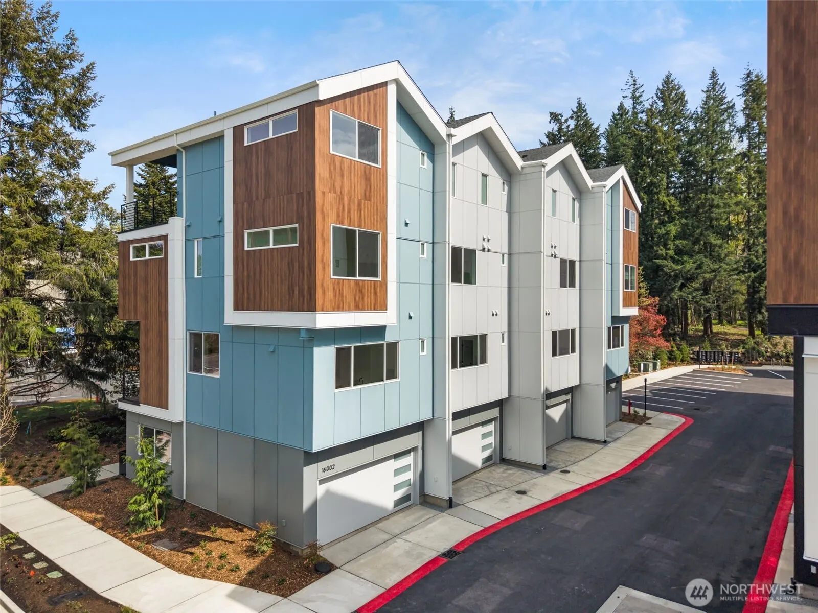 16002 SE 31st Lane , Bellevue, WA 98008