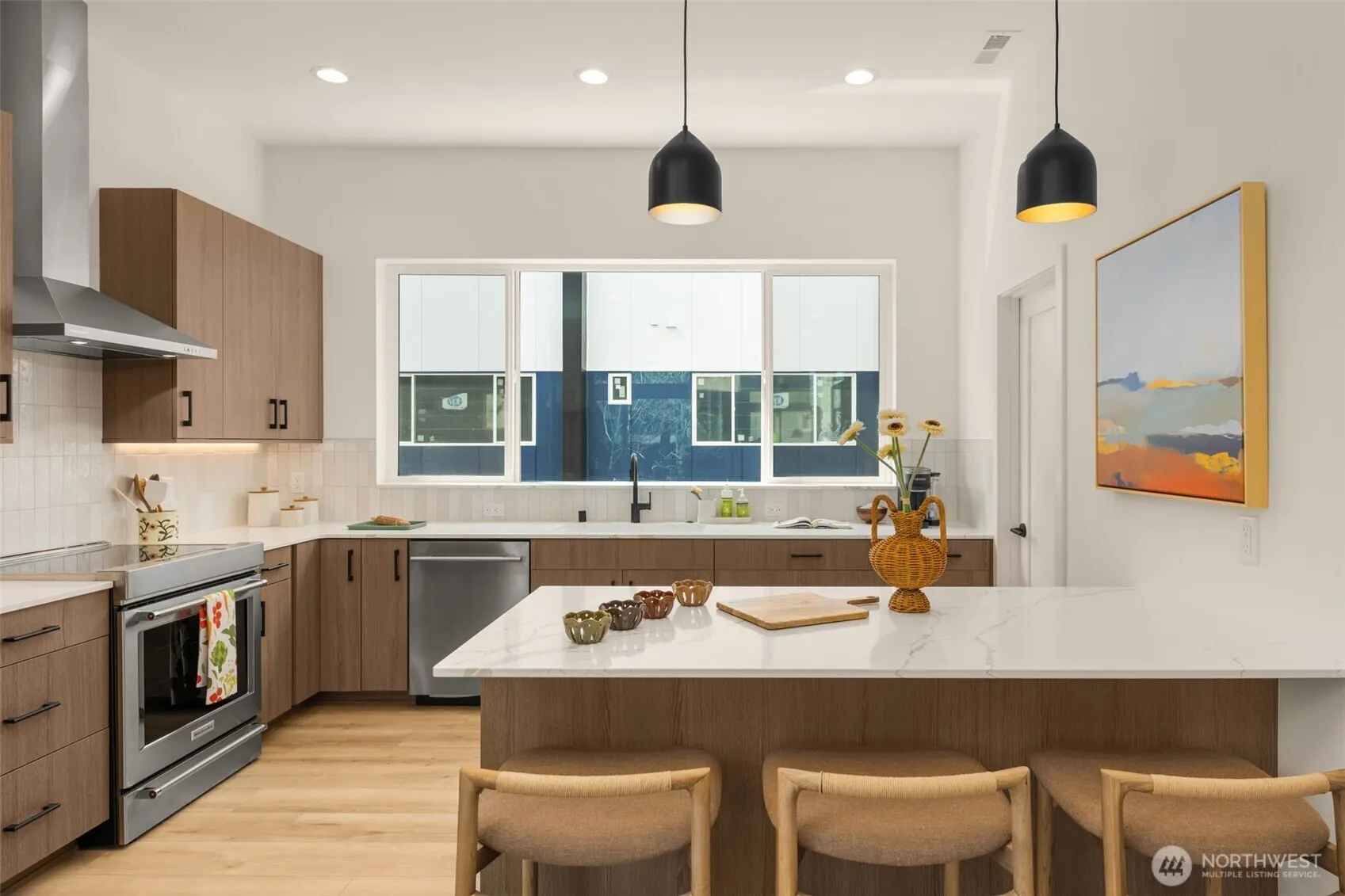 16002 SE 31st Lane , Bellevue, WA 98008