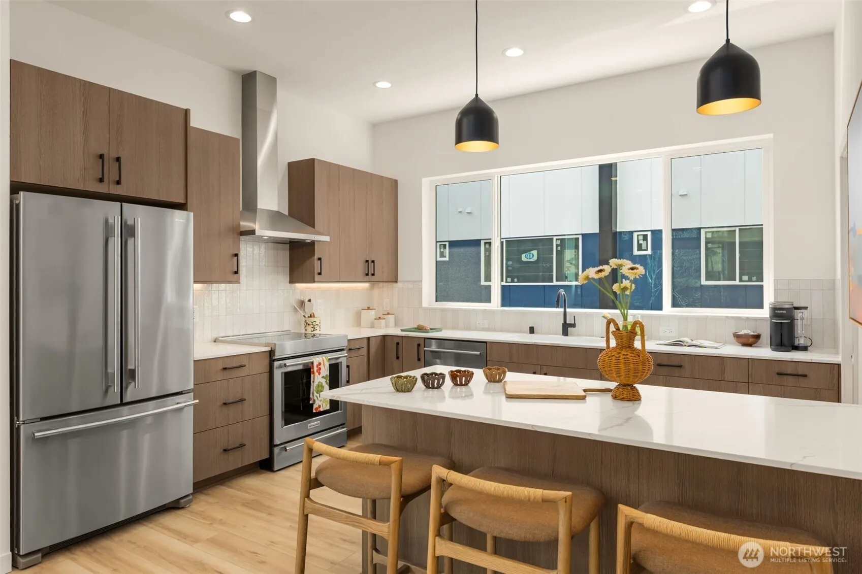 16003 SE 31st Lane , Bellevue, WA 98008