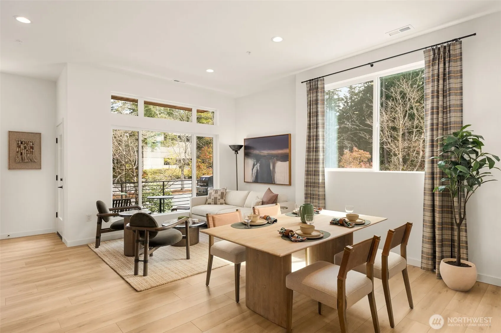 16003 SE 31st Lane , Bellevue, WA 98008