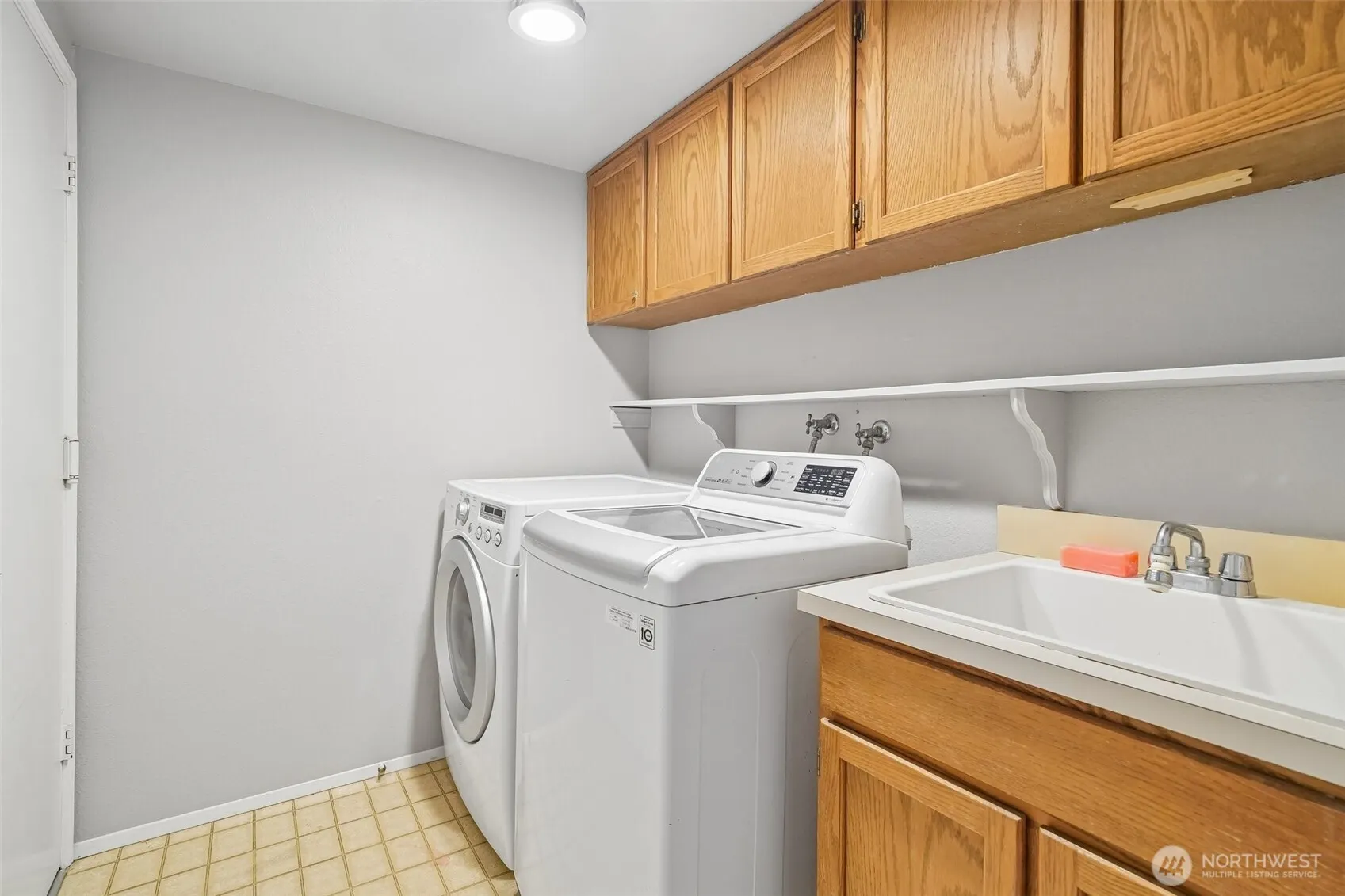 22330 NE 28th Street , Sammamish, WA 98074